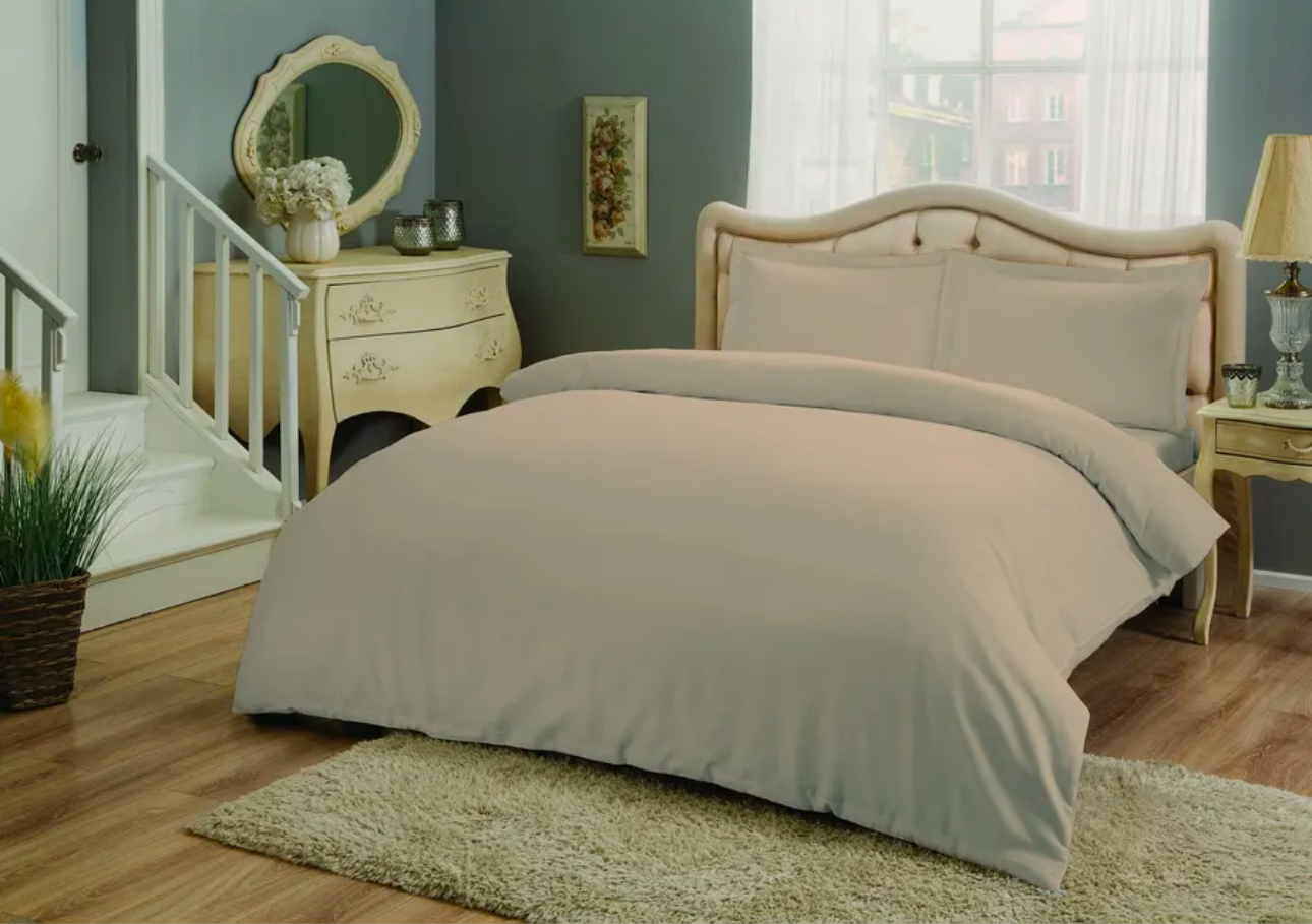 Сатиновое постельное бельё: в чём секрет его популярности?