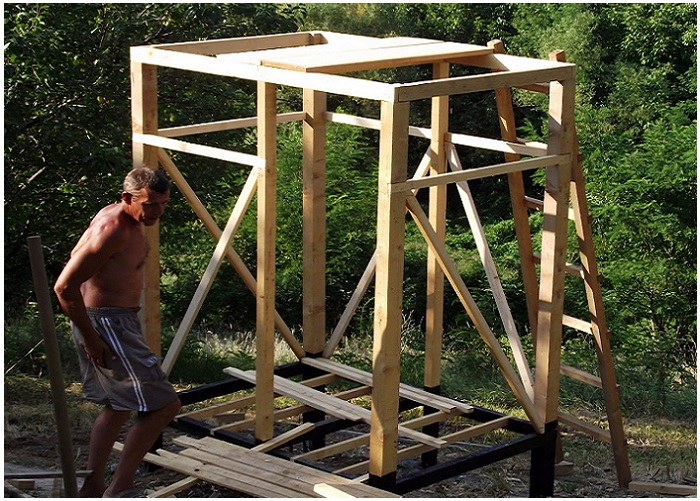 Водные процедуры на даче: оборудуем бассейн и летний душ