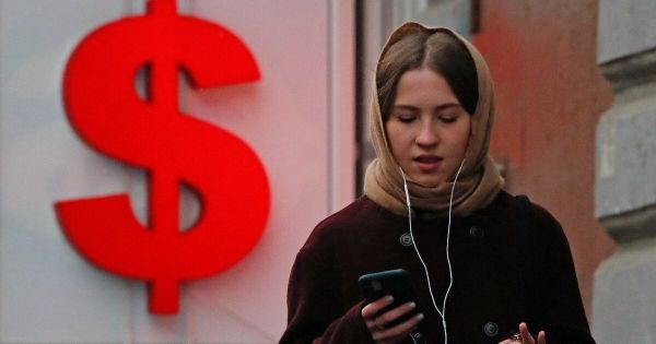 Сколько продлится кризис из-за санкций и как он отразится на россиянах Сколько продлится кризис из-за санкций и как он отразится на россиянах