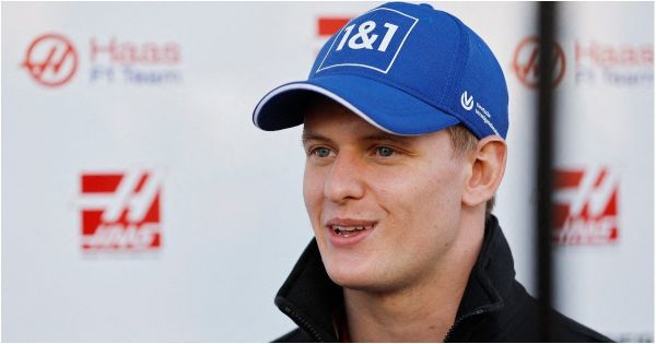 Сын Шумахера попал в аварию <span id=