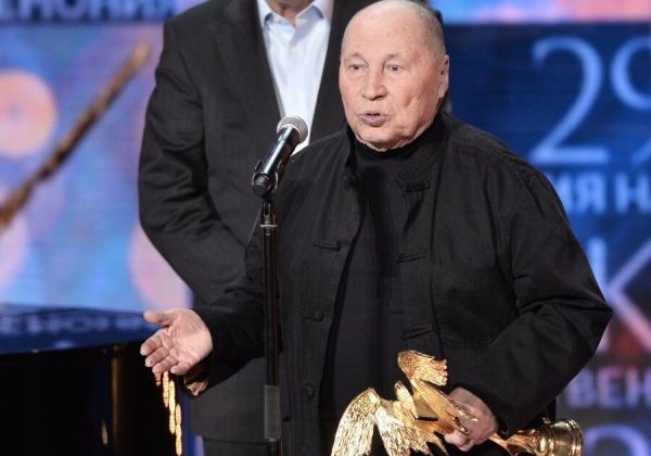 Умер кинорежиссер Виталий Мельников Умер кинорежиссер Виталий Мельников