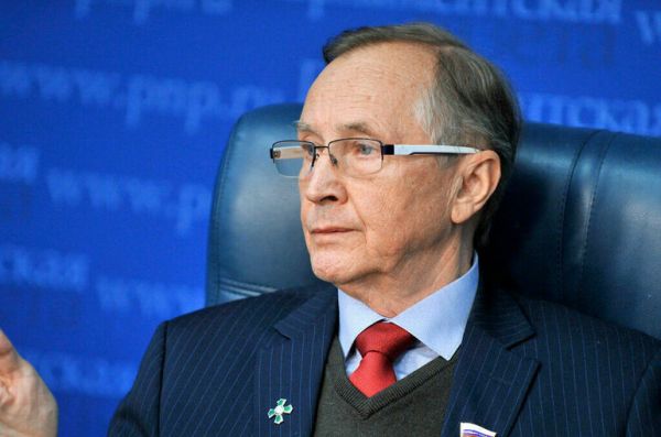 Бурляев: Законопроект о запрете пропаганды нетрадиционных отношений поможет укрепить семьи