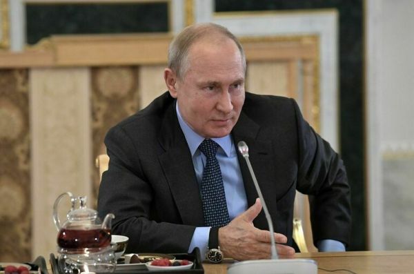 Путин: РФ и Иран вносят значимый вклад в урегулирование сирийского кризиса Путин: РФ и Иран вносят значимый вклад в урегулирование сирийского кризиса
