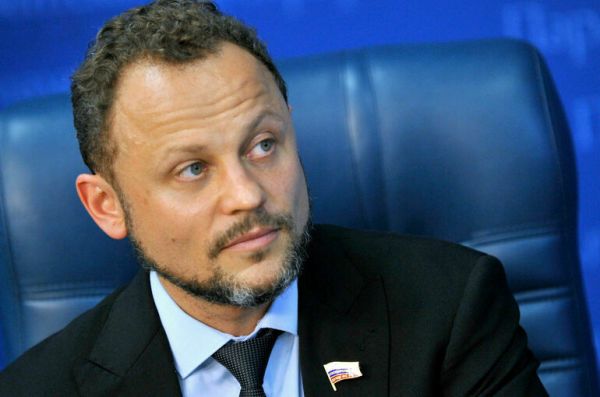 Федяев: Законопроект о разрешениях на проход по Севморпути рассмотрят в осеннюю сессию Федяев: Законопроект о разрешениях на проход по Севморпути рассмотрят в осеннюю сессию