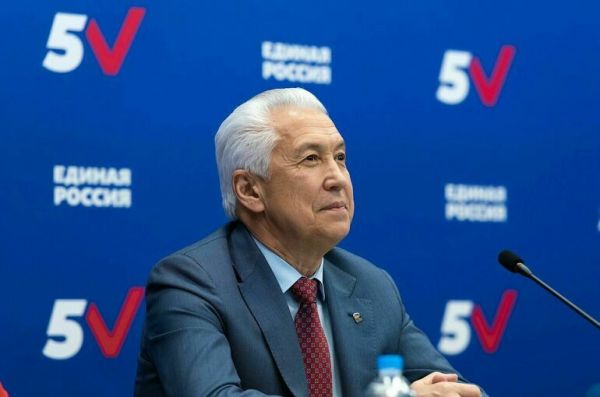 Васильев рассказал, когда пройдет диалог &laquo;Единой России&raquo; и Компартии Китая