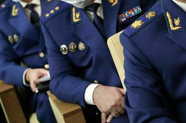 Закон о расширении полномочий прокуроров приняли в согласованной редакции