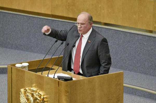 Зюганов заявил, что Донбасс грудью прикрыл всю Россию Зюганов заявил, что Донбасс грудью прикрыл всю Россию