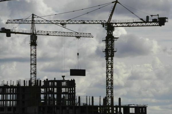 СМИ: Обманутым дольщикам хотят помочь жилищными сертификатами СМИ: Обманутым дольщикам хотят помочь жилищными сертификатами