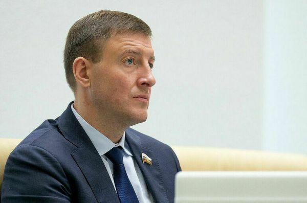 Турчак сообщил, что депутаты-добровольцы скоро отправятся на боевое слаживание