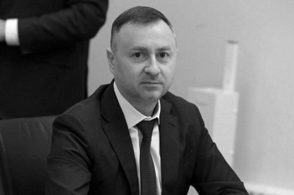 Вячеслав Володин и депутаты Госдумы простились с коллегой Николаем Петруниным