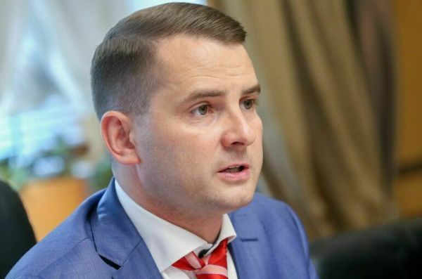 Нилов предложил ввести штрафы за высаживание из транспорта инвалидов-безбилетников