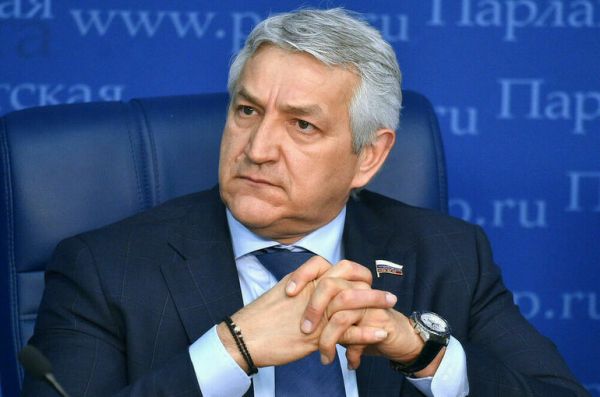 Огуль: Необходимо разработать дополнительные меры поддержки медиков на селе Огуль: Необходимо разработать дополнительные меры поддержки медиков на селе