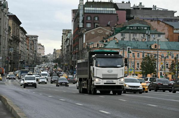 Штраф за незначительное превышение допустимых габаритов грузовиков предложили отменить