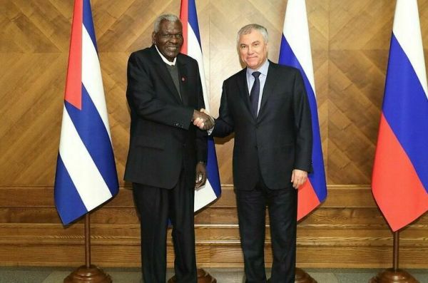 Володин и глава парламента Кубы подписали положение о Межпарламентской комиссии Володин и глава парламента Кубы подписали положение о Межпарламентской комиссии