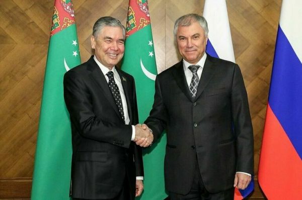 Володин предложил Бердымухамедову поучаствовать в форуме стран Каспия Володин предложил Бердымухамедову поучаствовать в форуме стран Каспия