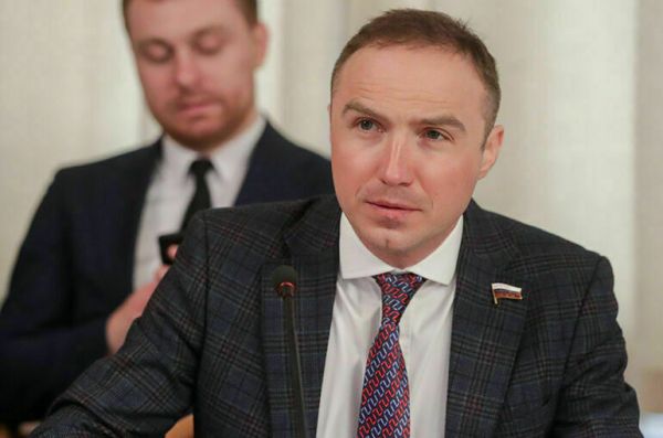 Басанский предложил решение проблемы высоких цен на нефтепродукты в ДВО