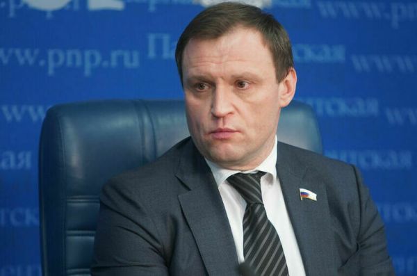Пахомов предложил ужесточить требования к администраторам собраний в многоквартирных домах