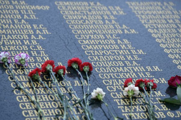 Парламентарии предложили объявлять траур в день похорон последнего ветерана ВОВ в регионе Парламентарии предложили объявлять траур в день похорон последнего ветерана ВОВ в регионе