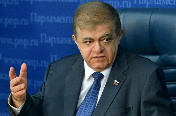 Владимир Джабаров: Решение о потолке цен на российскую нефть бессмысленное, и Европа скоро сама это поймет