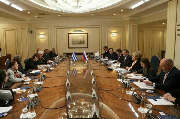 Законодатели России и Кубы займутся вопросами туризма и здравоохранения