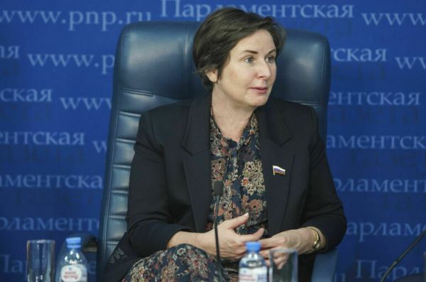 Договоры с управляющими компаниями хотят привести к единой форме Договоры с управляющими компаниями хотят привести к единой форме