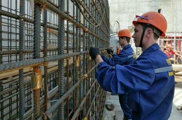 Студентам из стройотрядов хотят сохранить соцдоплаты Студентам из стройотрядов хотят сохранить соцдоплаты