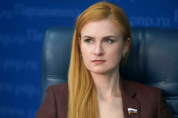 Бутина рассказала о скорых проблемах в США из-за соцвыплат Бутина рассказала о скорых проблемах в США из-за соцвыплат