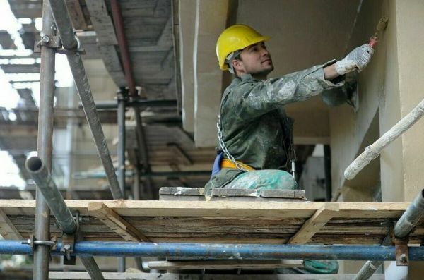 Муниципалитеты обяжут принимать капремонт жилых домов с 1 марта