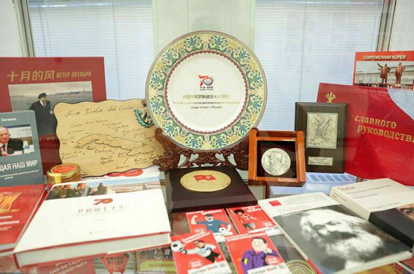 Володин: В сложные для России времена партии парламента смогли консолидироваться Володин: В сложные для России времена партии парламента смогли консолидироваться