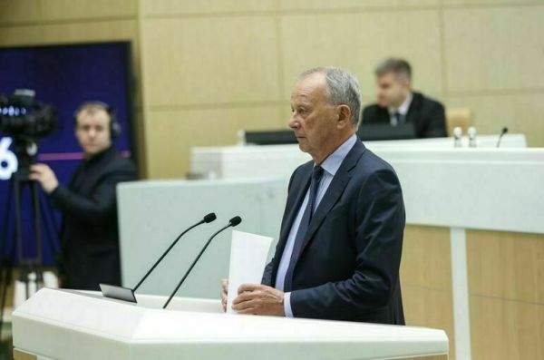 Академик РАН: Мировой порядок рухнул Академик РАН: Мировой порядок рухнул