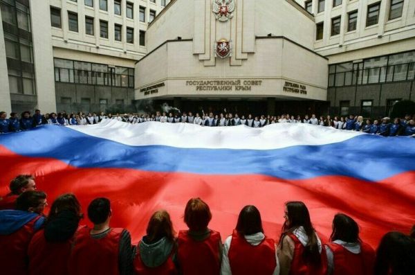 Девять плюс один: за год до юбилея Крымской весны Девять плюс один: за год до юбилея Крымской весны