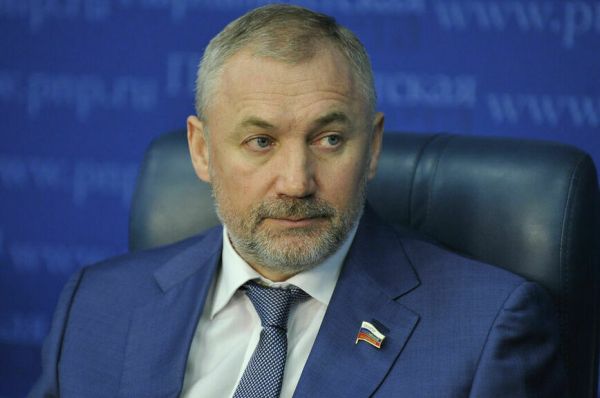 Донецкие лифты, луганские деликатесы, мелитопольская черешня и херсонские арбузы Донецкие лифты, луганские деликатесы, мелитопольская черешня и херсонские арбузы