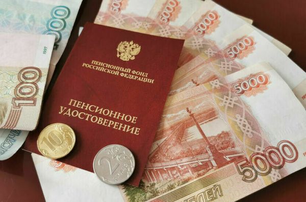 Мишустин: Социальные пенсии вырастут на 13,5 процента за год