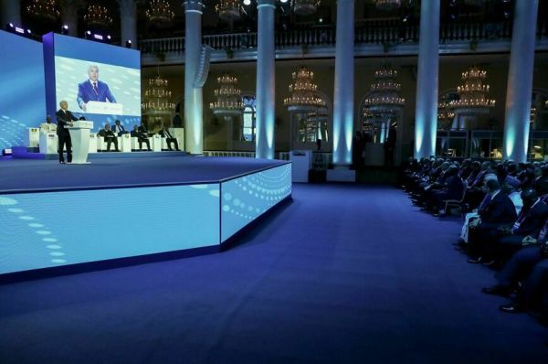 Россия и Африка держат курс на многополярность Россия и Африка держат курс на многополярность