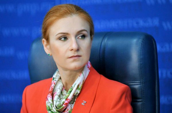 Бутина: Соединенным Штатам грозит революция Бутина: Соединенным Штатам грозит революция