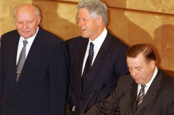 В Госдуме — Нобель, в Совфеде — сенаторы-профи В Госдуме — Нобель, в Совфеде — сенаторы-профи