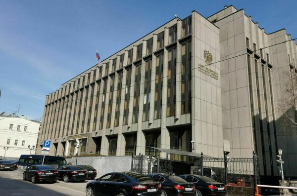 В Совфеде обсуждают доклад о расследовании работы биолабораторий США