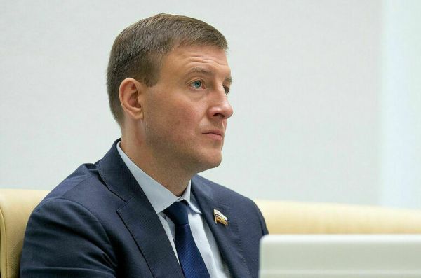 Детям погибших в СВО хотят дать преимущество при приеме в школы и детсады