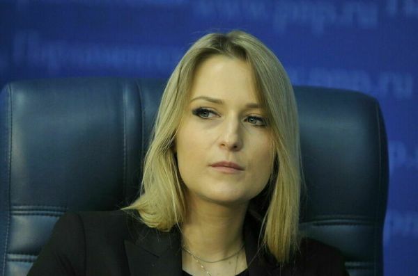 Лантратова призвала выделить госохрану лидерам общественного мнения