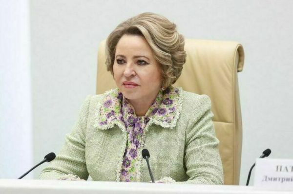 Матвиенко предложила ломать стереотипы о жизни на селе с помощью блогеров Матвиенко предложила ломать стереотипы о жизни на селе с помощью блогеров