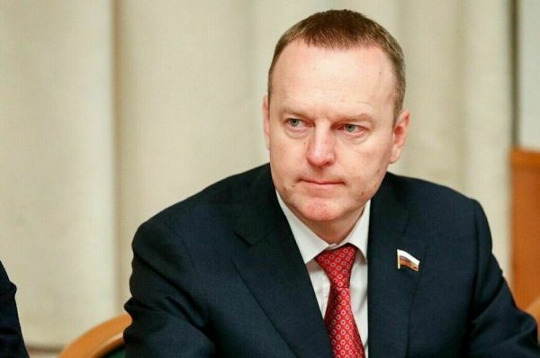 На полках с вином предложили искать матрешку На полках с вином предложили искать матрешку