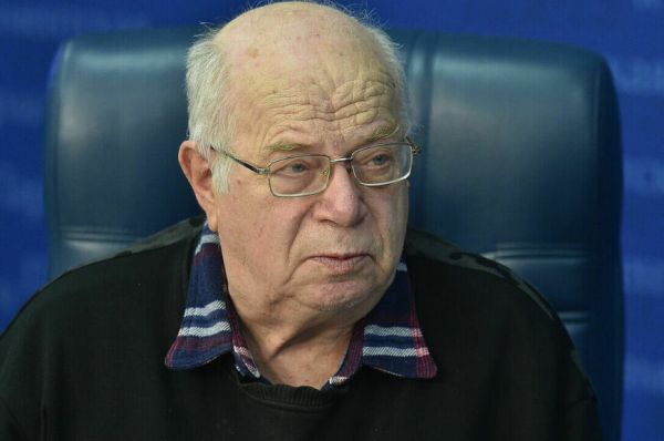 Преследовать и уничтожать украинских террористов нужно везде Преследовать и уничтожать украинских террористов нужно везде