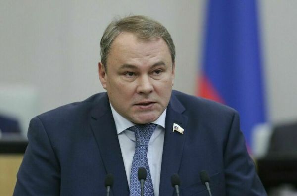 Толстой: Курс на разрыв отношений с РФ противоречит интересам граждан Молдавии Толстой: Курс на разрыв отношений с РФ противоречит интересам граждан Молдавии