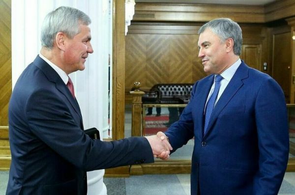 Володин обсудил с Андрейченко подготовку к мероприятиям Совета ПА ОДКБ Володин обсудил с Андрейченко подготовку к мероприятиям Совета ПА ОДКБ