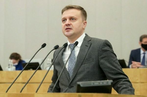Диденко потребовал запретить в РФ показ фильмов с Зеленским Диденко потребовал запретить в РФ показ фильмов с Зеленским
