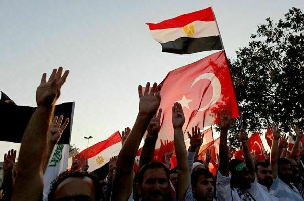 Что стоит за примирением Египта и Турции 