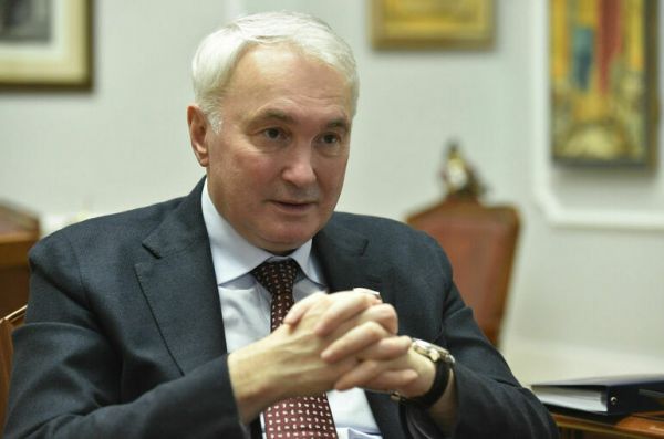 Картаполов заявил, что работа над проектом о статусе ЧВК продолжается Картаполов заявил, что работа над проектом о статусе ЧВК продолжается