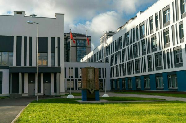 В школьные &laquo;Разговоры о важном&raquo; предлагают добавить ЖКХ и финансовую грамотность