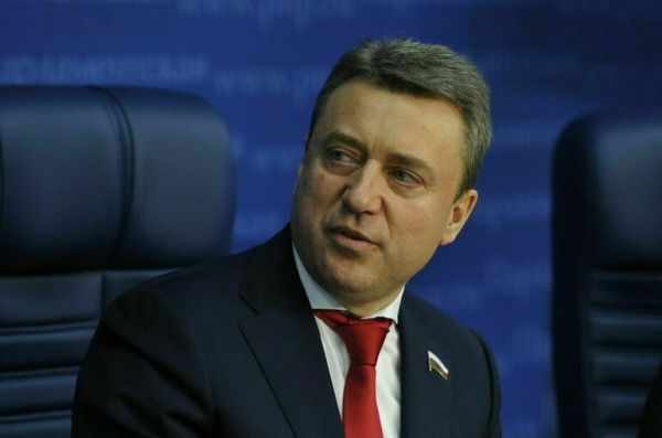 Главы муниципалитетов не смогут работать по совместительству Главы муниципалитетов не смогут работать по совместительству