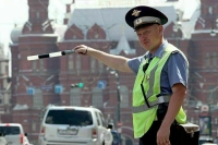 Милонов призвал ужесточить наказание за объезд пробок по обочинам Милонов призвал ужесточить наказание за объезд пробок по обочинам